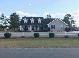 5606 Woodstone Dr, Blackshear, GA 31516