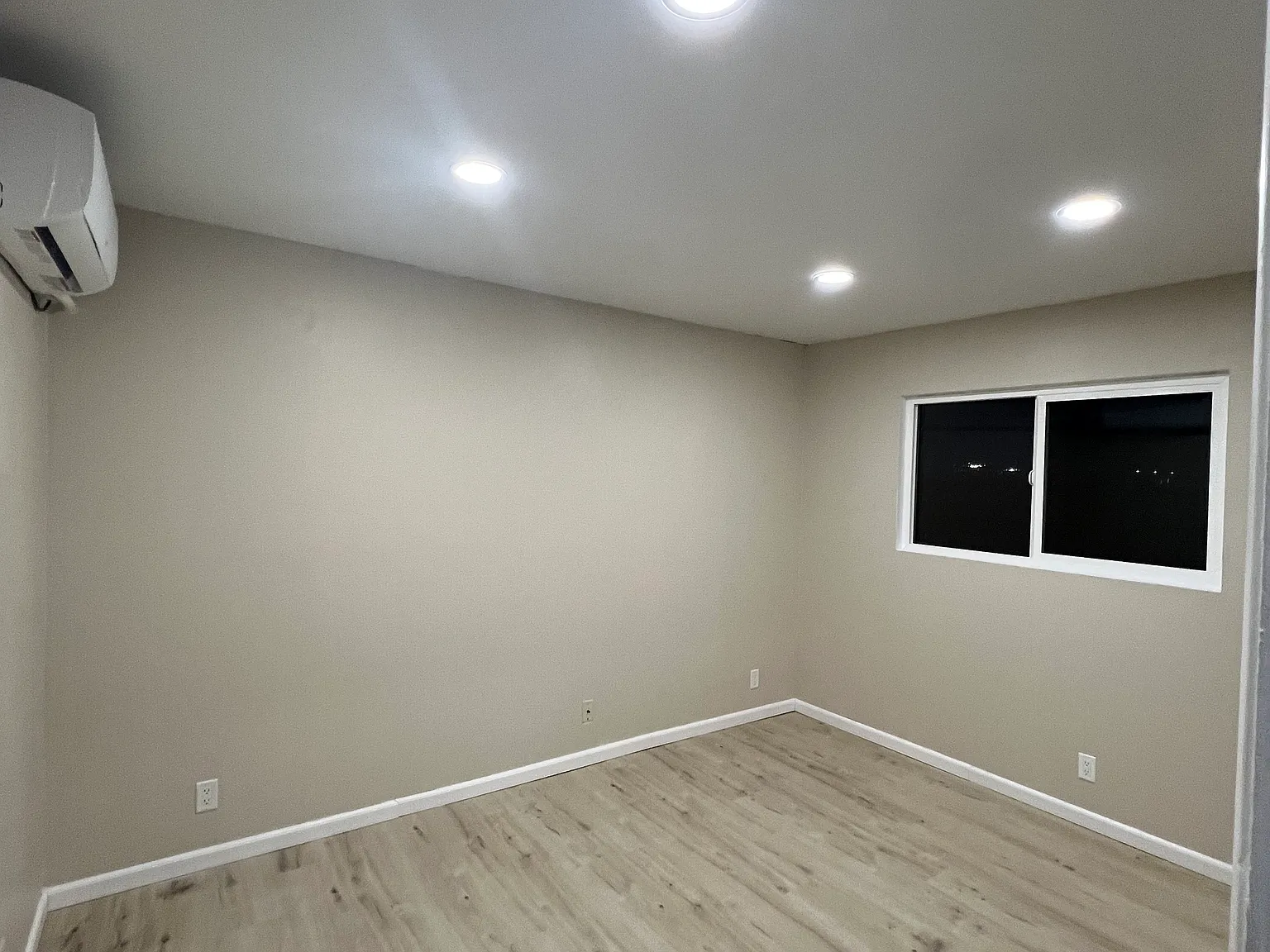 2 bed, 800 sqft, $3,200 — Photo 4