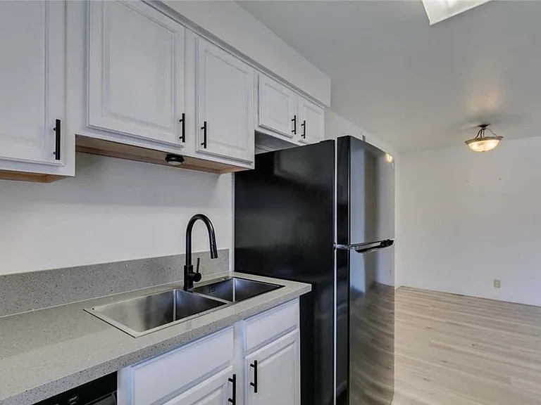 5260 River Glen Dr #268 — Photo 19
