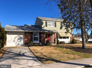 4 Hillside Rd, Stratford, NJ 08084