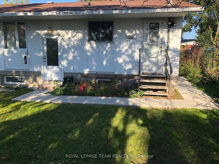 1180 Southwood Dr #B — Photo 22