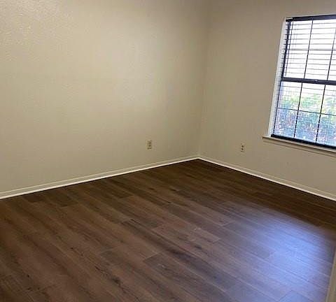4th image of 2507 Stella St APT D
