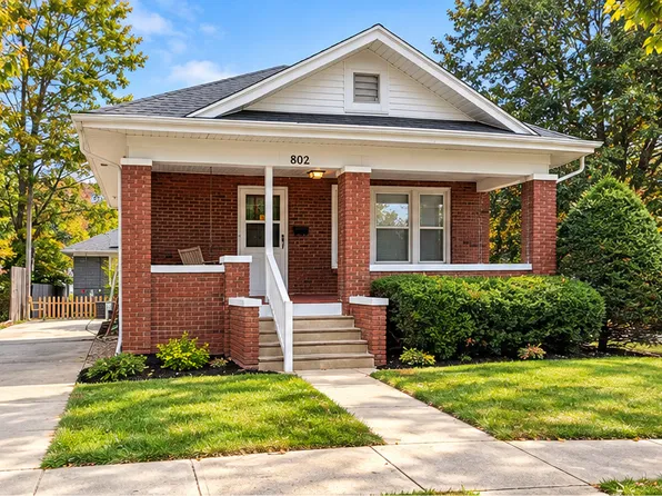 802 W Daniel St, Champaign, IL 61820