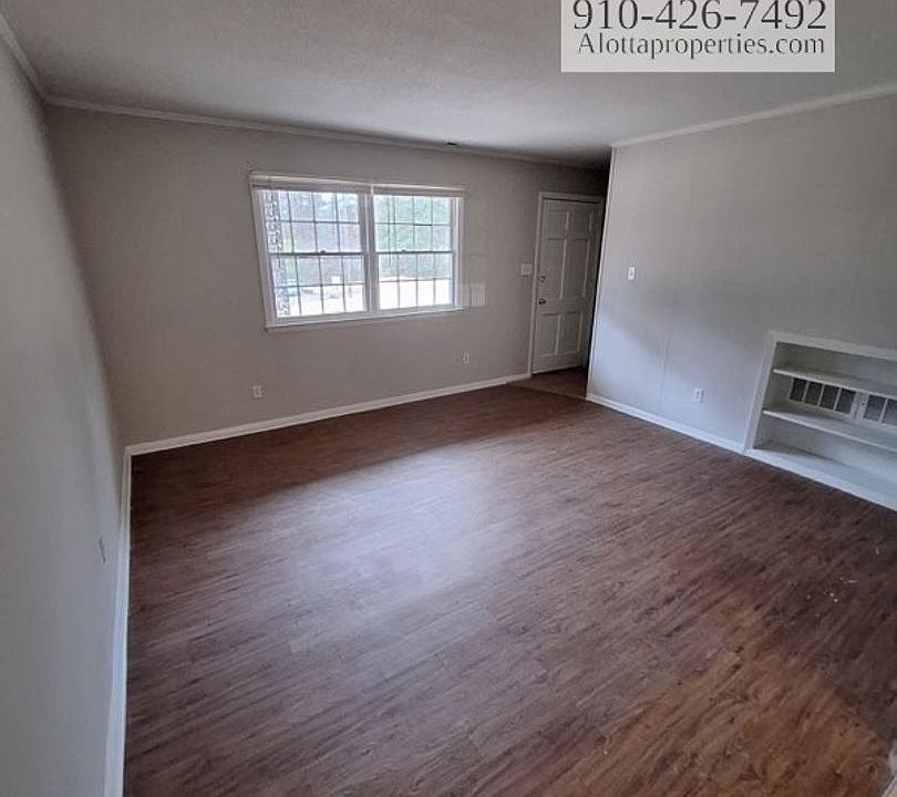 1st image of 4214 S Dowfield Dr