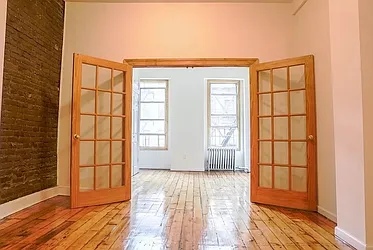 Rented by Metropolitan Property Group