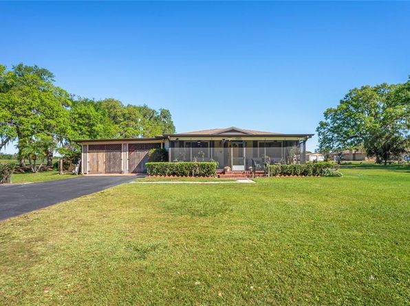 2102 W Knights Griffin Rd, Plant City, FL 33565