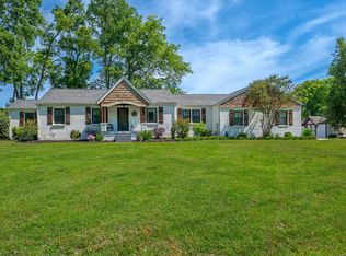209 Academy Rd, Lebanon, TN 37087