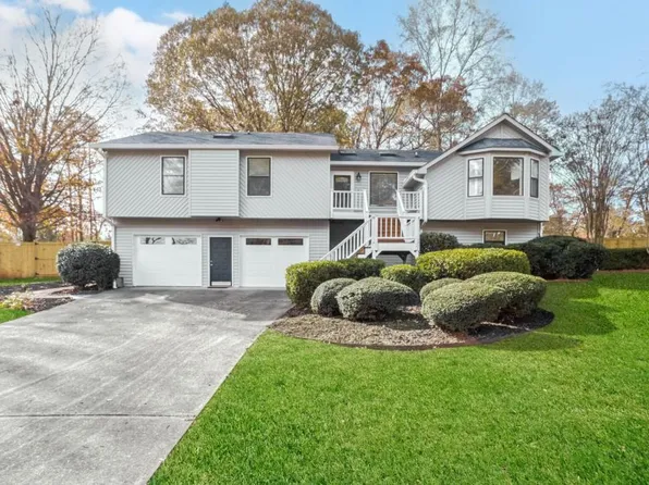 6187 Brookside Ln, Acworth, GA 30102