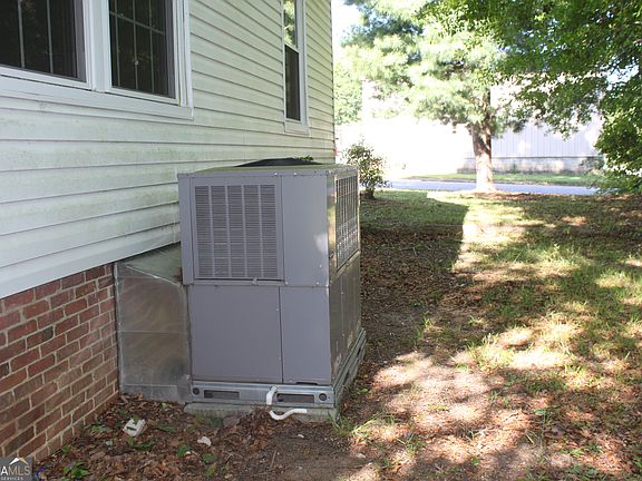 5th image of 1 Callaway St
