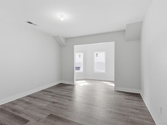 5th image of 36 North Street