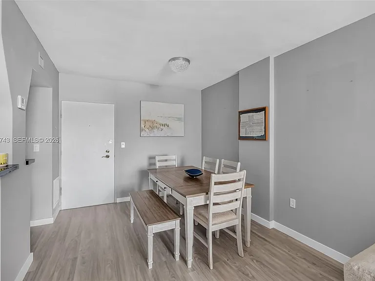 800 West Ave #533 — Photo 7