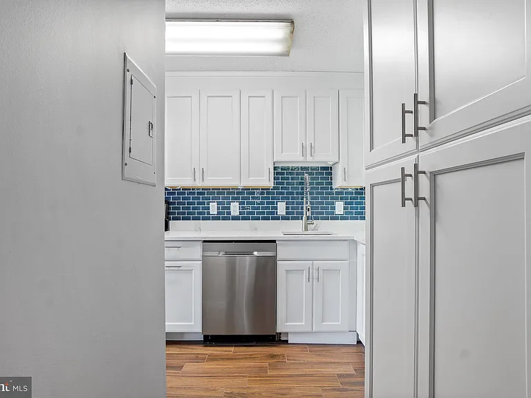 5901 Mount Eagle Dr #1517 — Photo 15