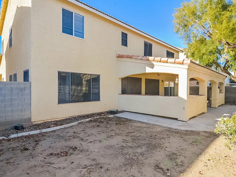 9060 Malarga St — Photo 22