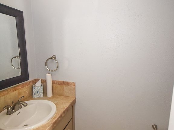 4th image of 6427 Wurzbach Rd APT 45