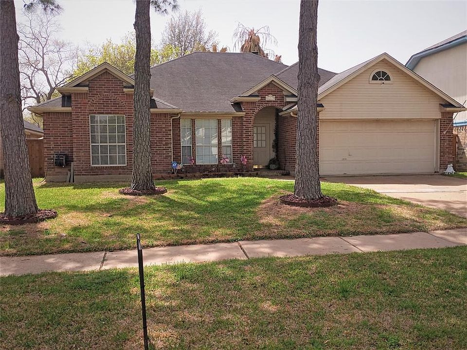1st image of 22719 Brafferton Ln