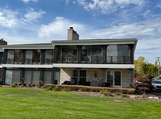 24356 E River Rd UNIT 14-14-14, Grosse Ile, MI 48138