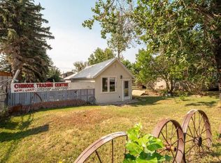 316 N 1st Ave NE, Milk River, AB T0K1M0
