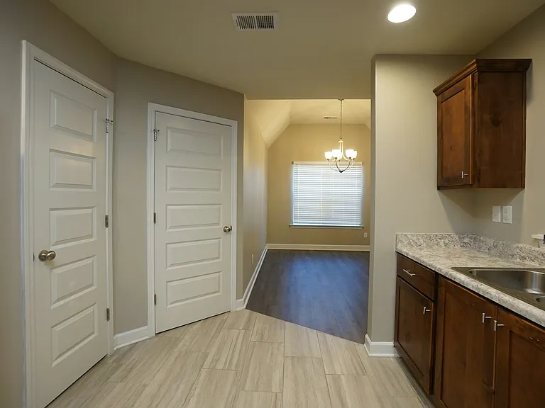 1337 Benjamin Harrison Dr — Photo 16