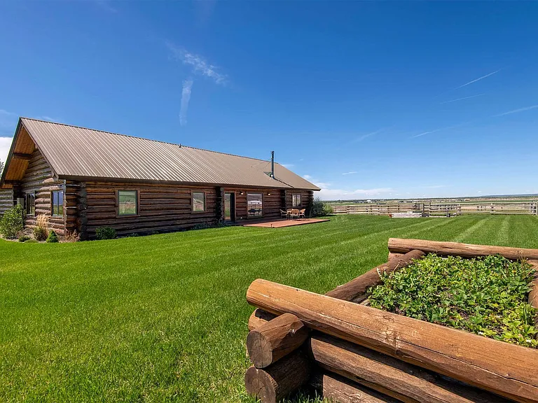 1330 Larsen Ln #ID1466388P — Photo 105