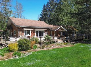 1020 Finch Dr, Squamish, BC V8B0S9