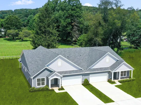 121 Faith Ln NE, Granville, OH 43023