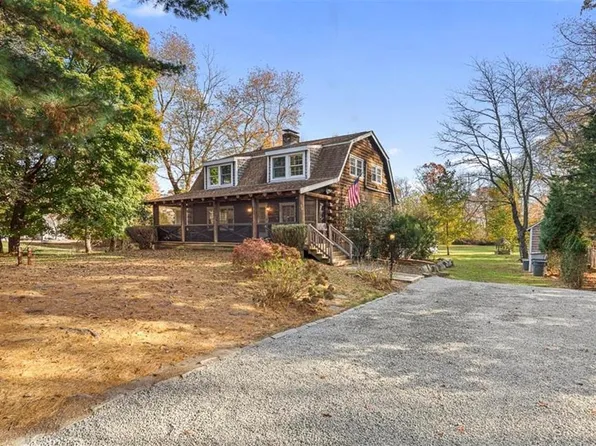 30 Burr Ave, Barrington, RI 02806