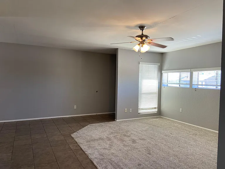 2693 E Oakleaf Dr — Photo 15