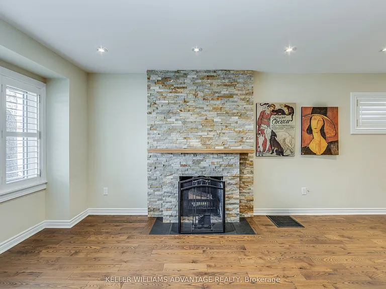 57 Red Deer Ave — Photo 4