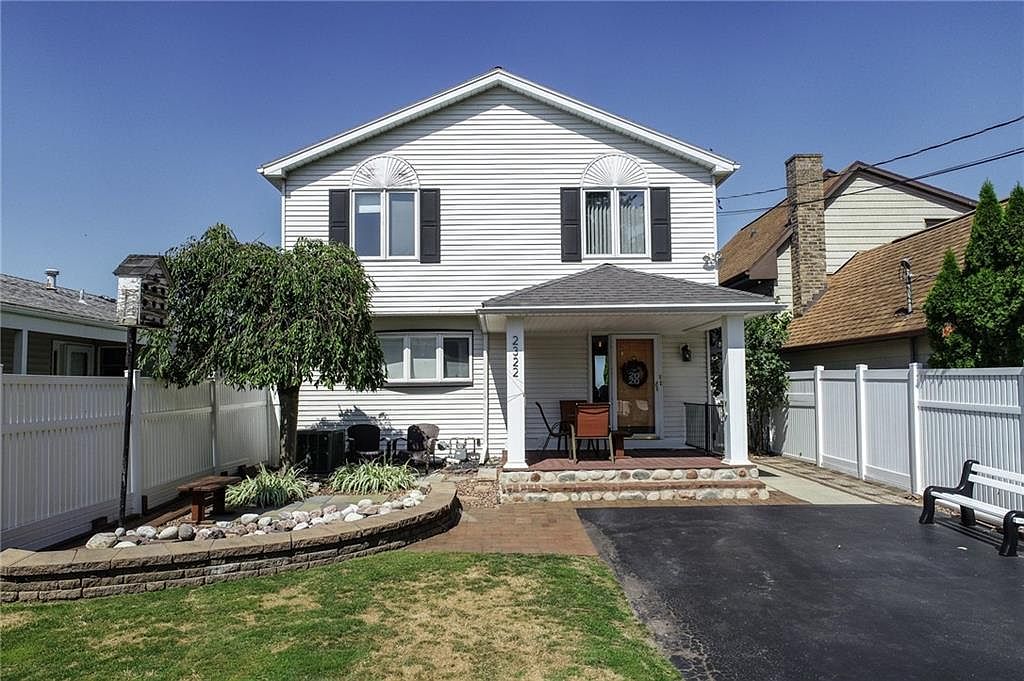 2322 Edgemere Dr, Rochester, NY 14612 Zillow