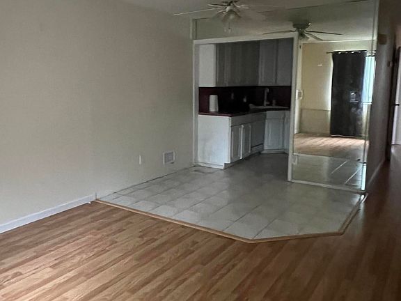 5th image of 257-A Katan Ave
