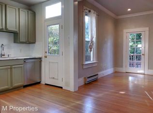 254 Bonview St #A, San Francisco, CA 94110