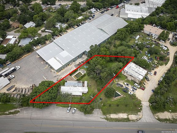 2nd image of 5835 Randolph Blvd