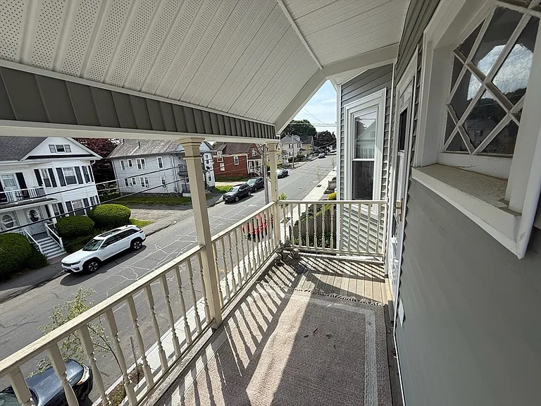 158 Grove St #2 — Photo 5