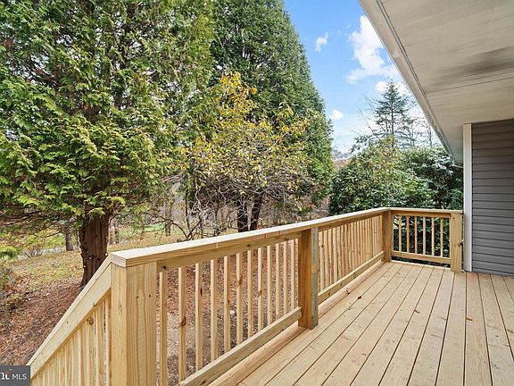 2nd image of 6291 Old Erie Pike