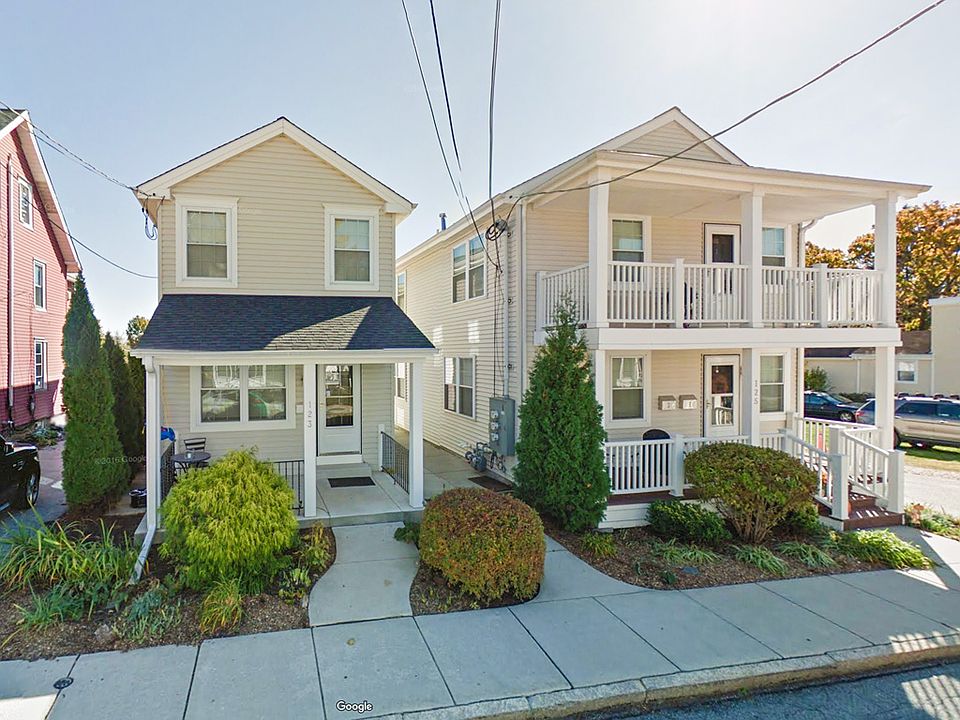 123 and 125 Garrett Ave