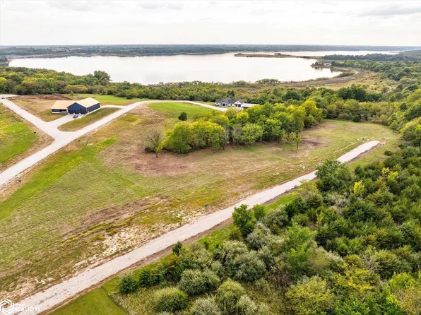 156 Refuge Rd, Melrose, IA 52569