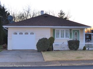 125 Barbados Dr S, Toms River, NJ 08757