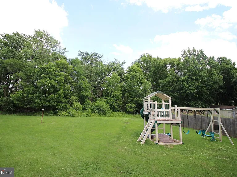 22333 Nicholson Farm Rd — Photo 7
