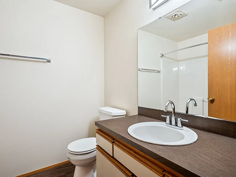 Daniels Apartments — Photo 19