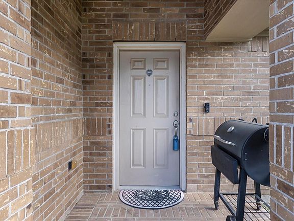 5th image of 31702 Ironwood Dr