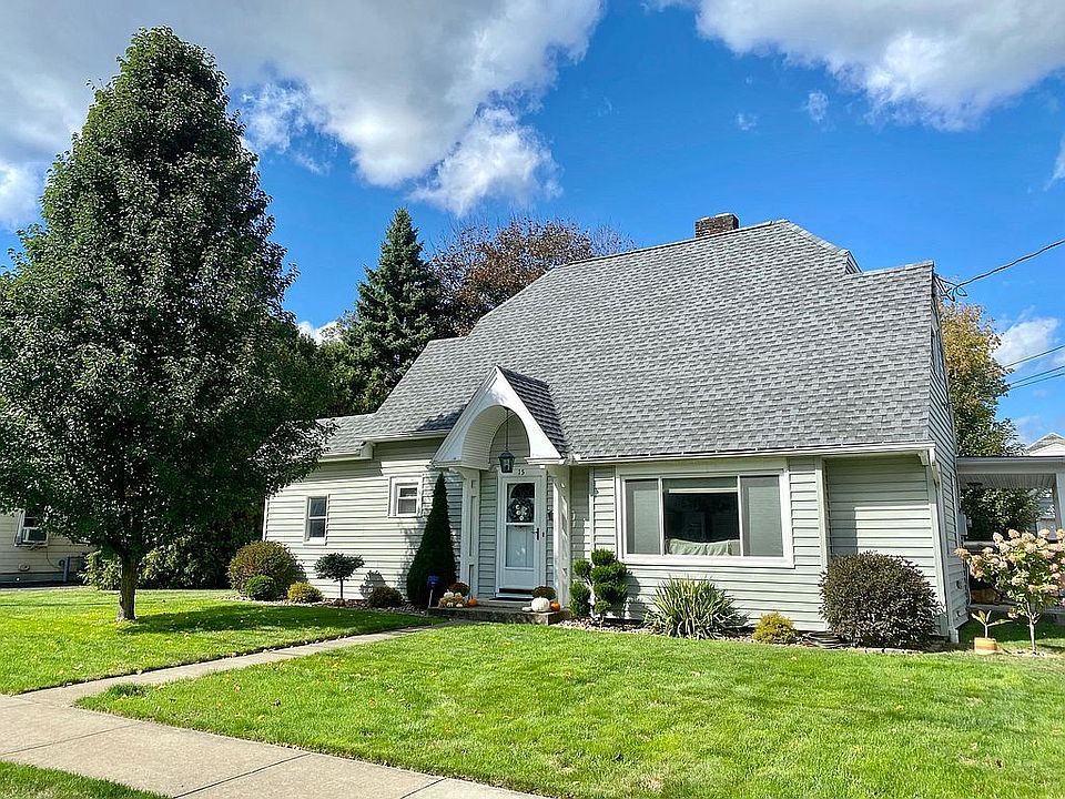 1st image of 15 Hillcrest Ave