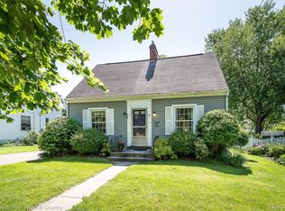 7915 4th St, Dexter, MI 48130