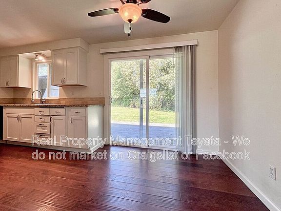 4th image of 3326 Granada Way