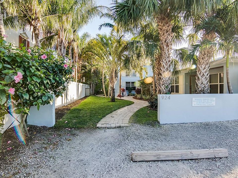 1st image of 924 Coquina Ln #4-2-3