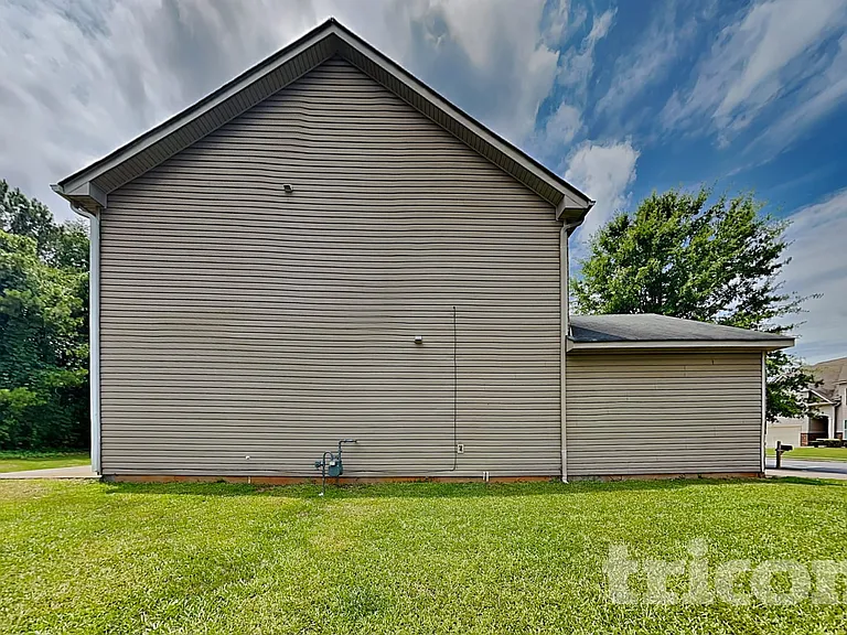 30 Silver Willow Walk — Photo 16