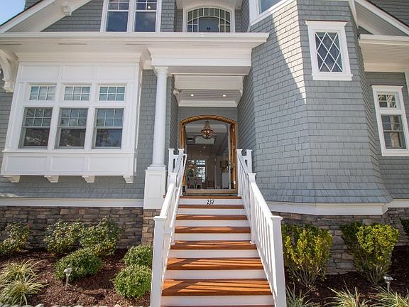 4th image of 237 Oceana Dr