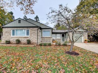 6956 N Rockledge Ave, Milwaukee, WI 53209