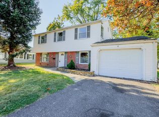 4 Pembrook Ln, Willingboro, NJ 08046