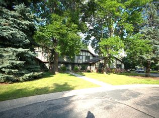 7588 Villa Ct, Eden Prairie, MN 55346