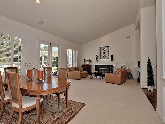 3rd image of 1654 Hillstone Ave
